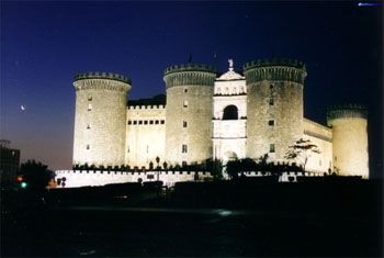 castel_nuovo_1.jpg