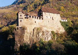 castel_roncolo.jpg