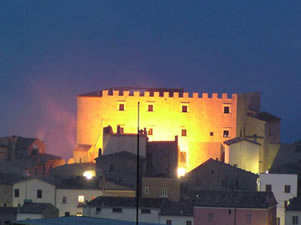 castello_di_gambatesa.jpg