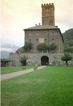 castello_di_sarre.jpg