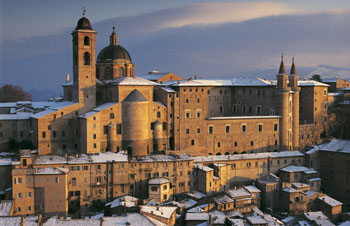 palazzo_ducale_di_urbino.jpg