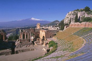 teatrogrecotaormina.jpg