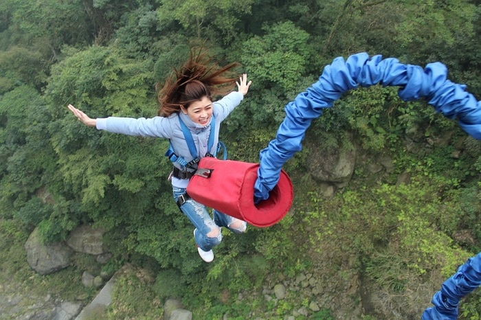 Sporti estremi Bungee Jumping